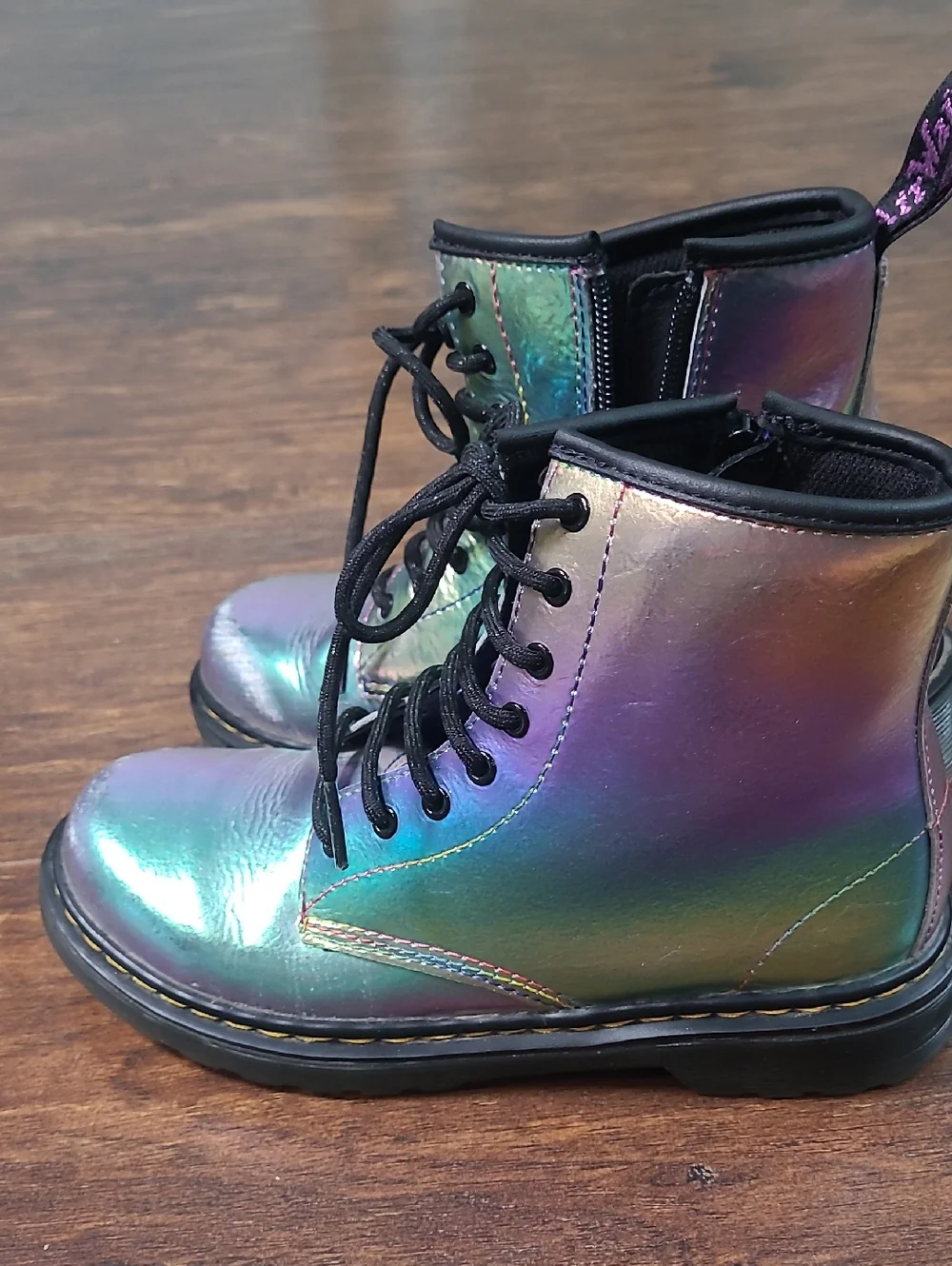 Dr Martens Junior 1460 Rainbow Leather Lace Up Boots toddler  Size 3